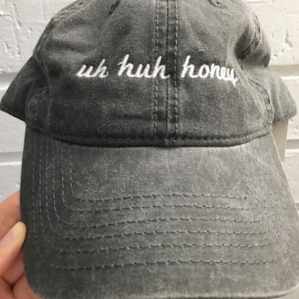 brandy melville uh huh honey hat